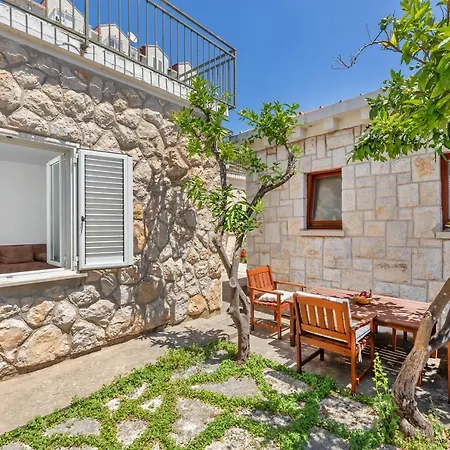 Apartman Cosy Close To Lapad Promenade And Dubrovnik